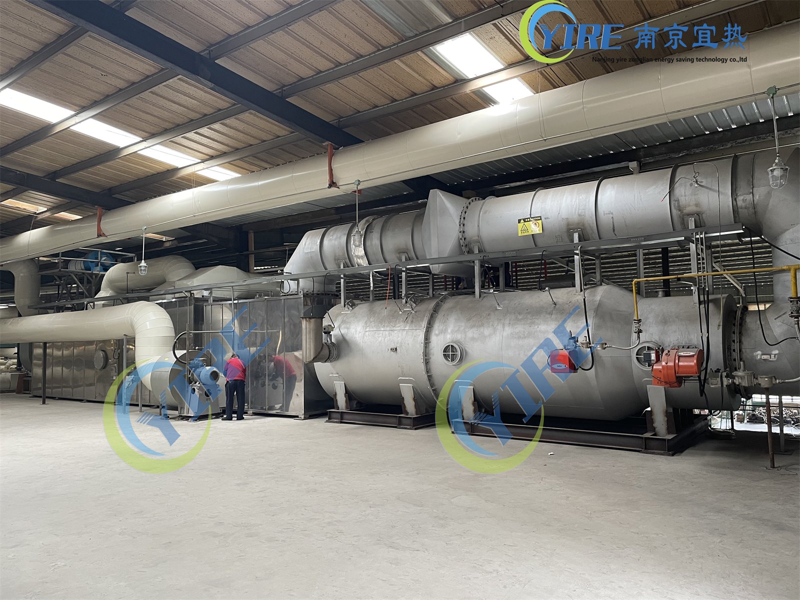 Integrated catalytic oxidizer heat recovery unit